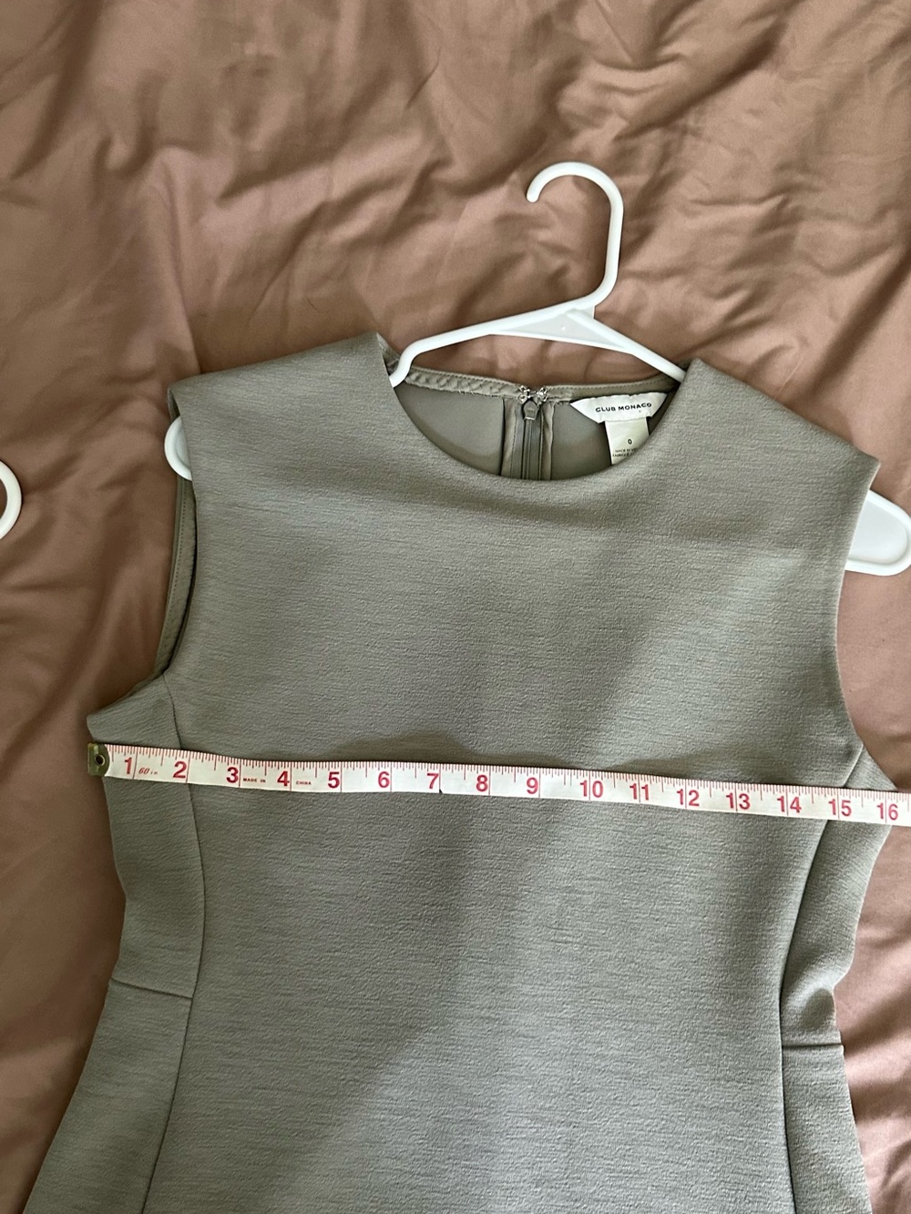 Club Monaco Sleeveless Mini Dress Khaki Olive Crewneck Mod A-Line Shift - Picture 9 of 12